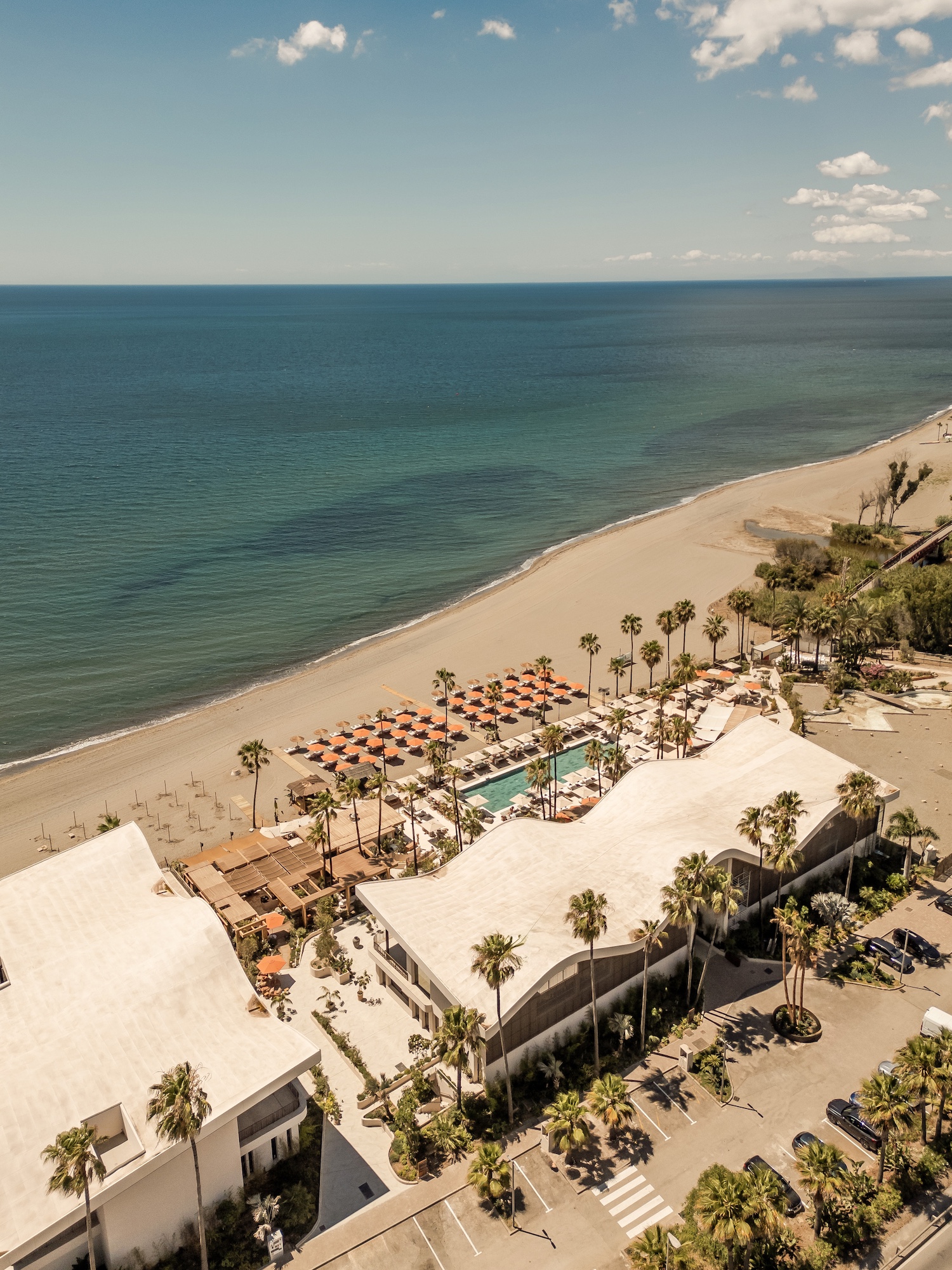 Laguna Village — centro comercial en Estepona · Archidom Studio — imagen 8