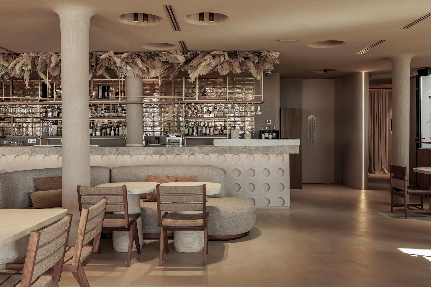 Laguna Village — centro comercial en Estepona · Archidom Studio — imagen 10