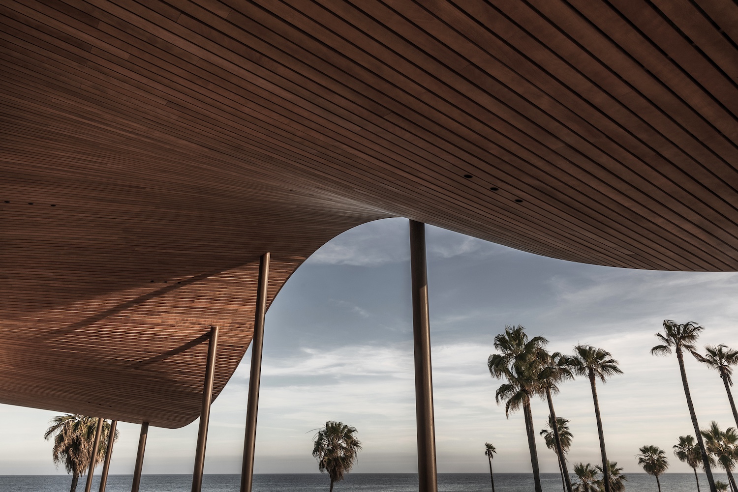 Laguna Village — centro comercial en Estepona · Archidom Studio — imagen 11
