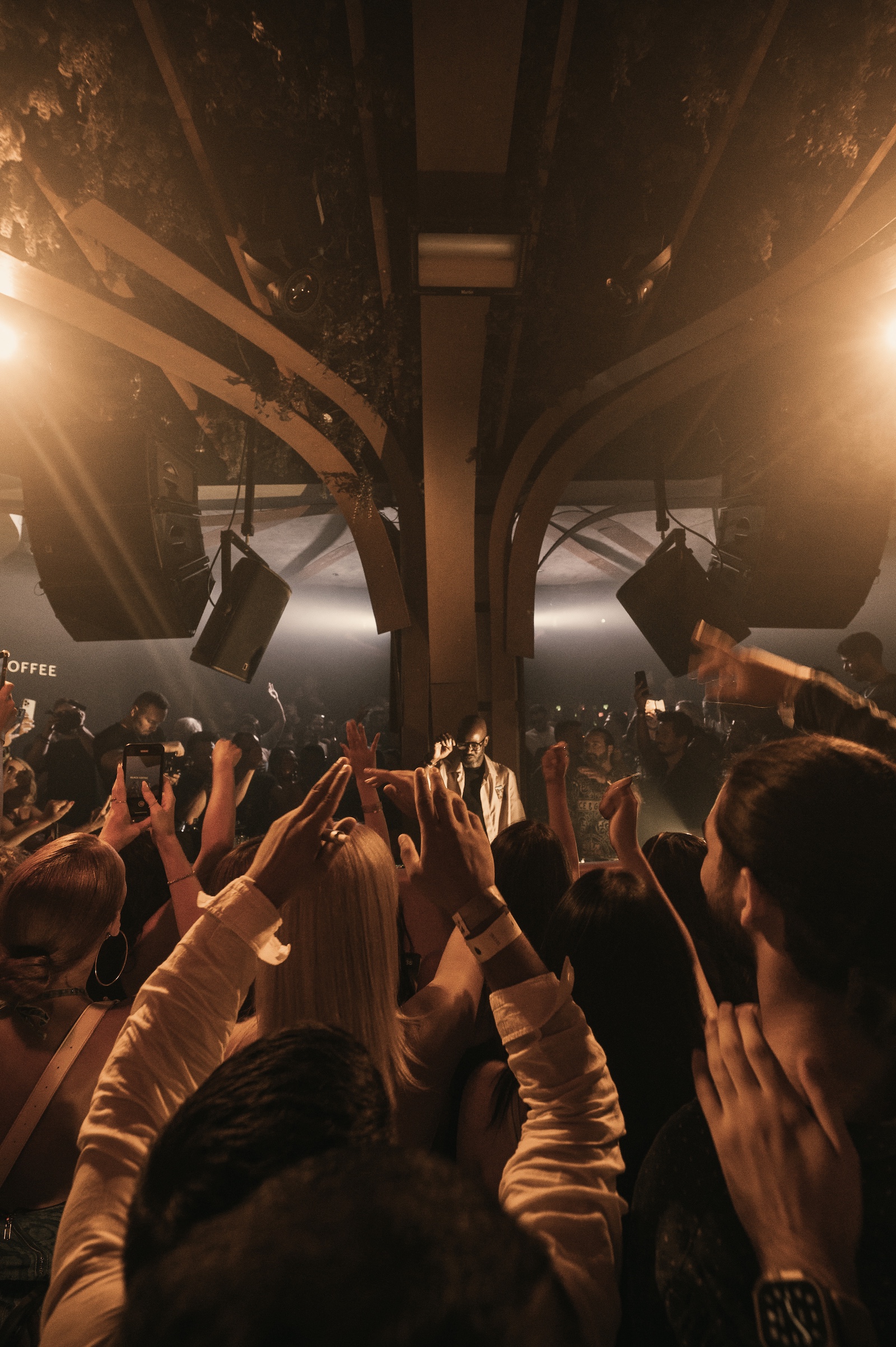 Momento — night club en Marbella · Archidom Studio — imagen 7