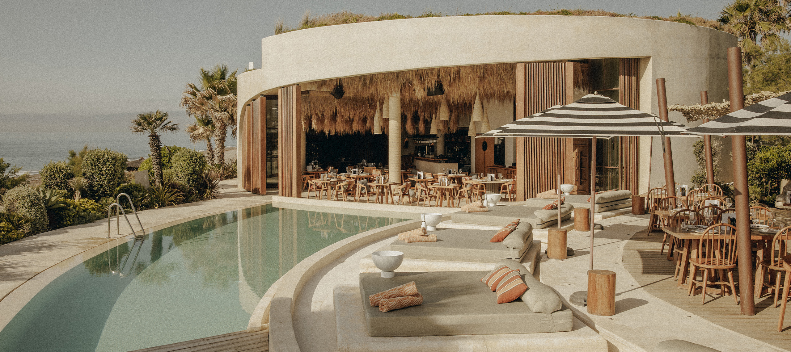 Nido, beach club in Estepona · Archidom Studio