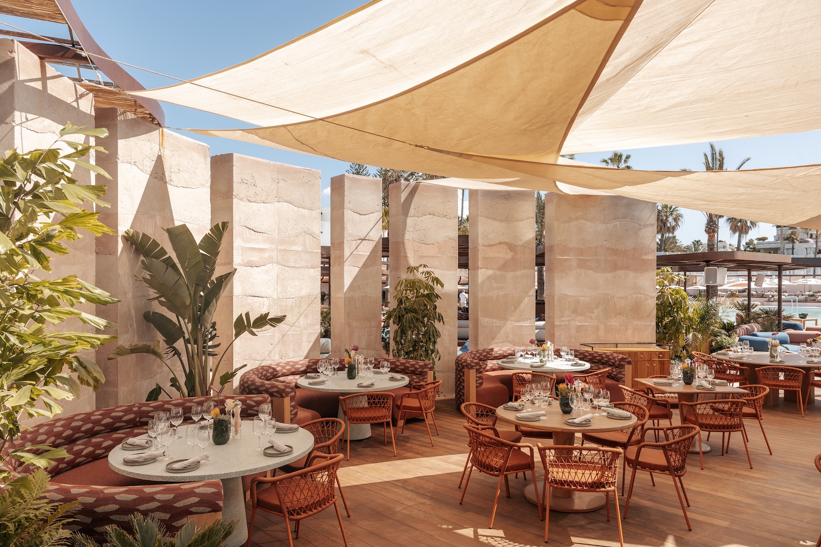 Ocean Club — beach club en Puerto Banús · Archidom Studio — imagen 7