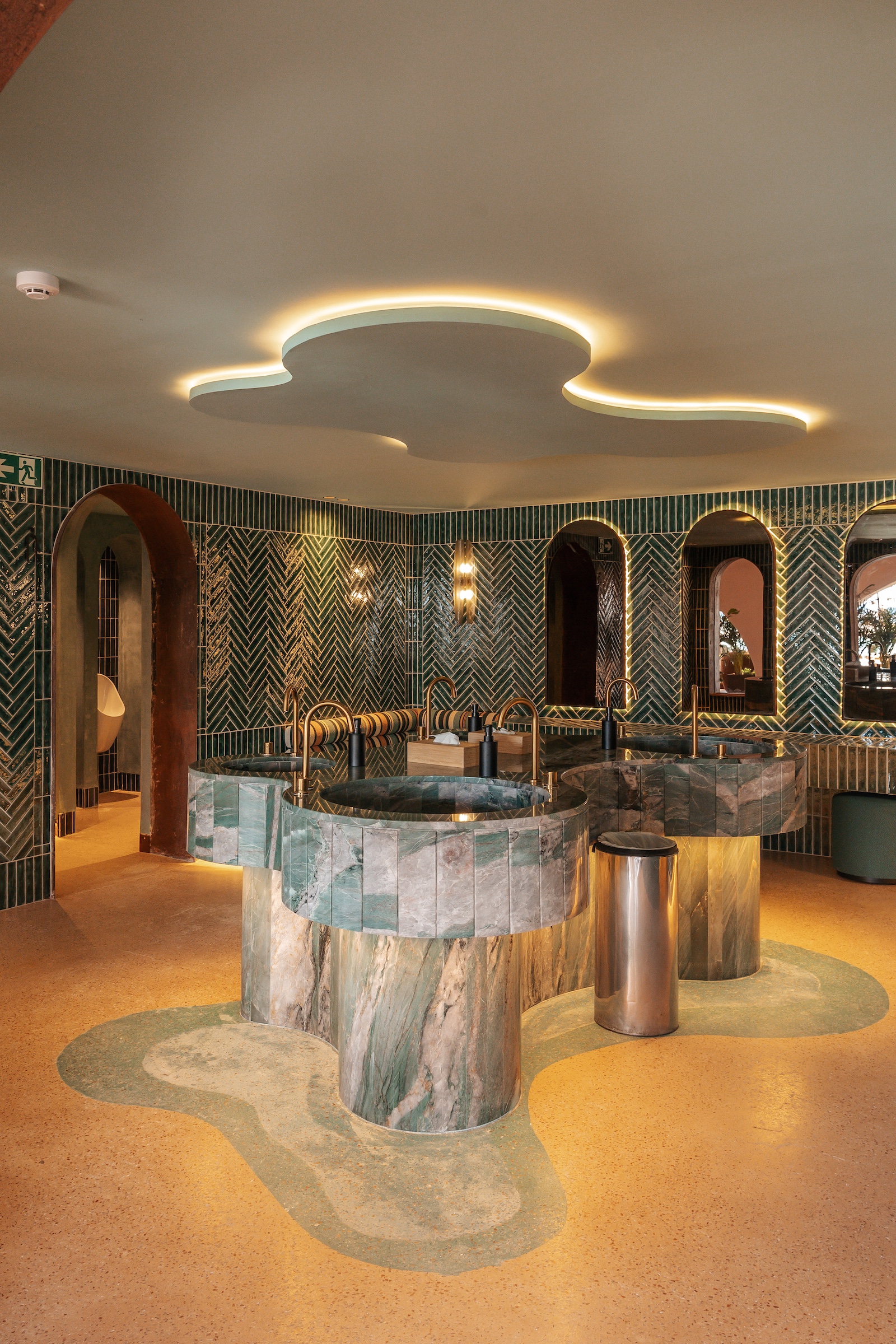 Ocean Club — beach club en Puerto Banús · Archidom Studio — imagen 9