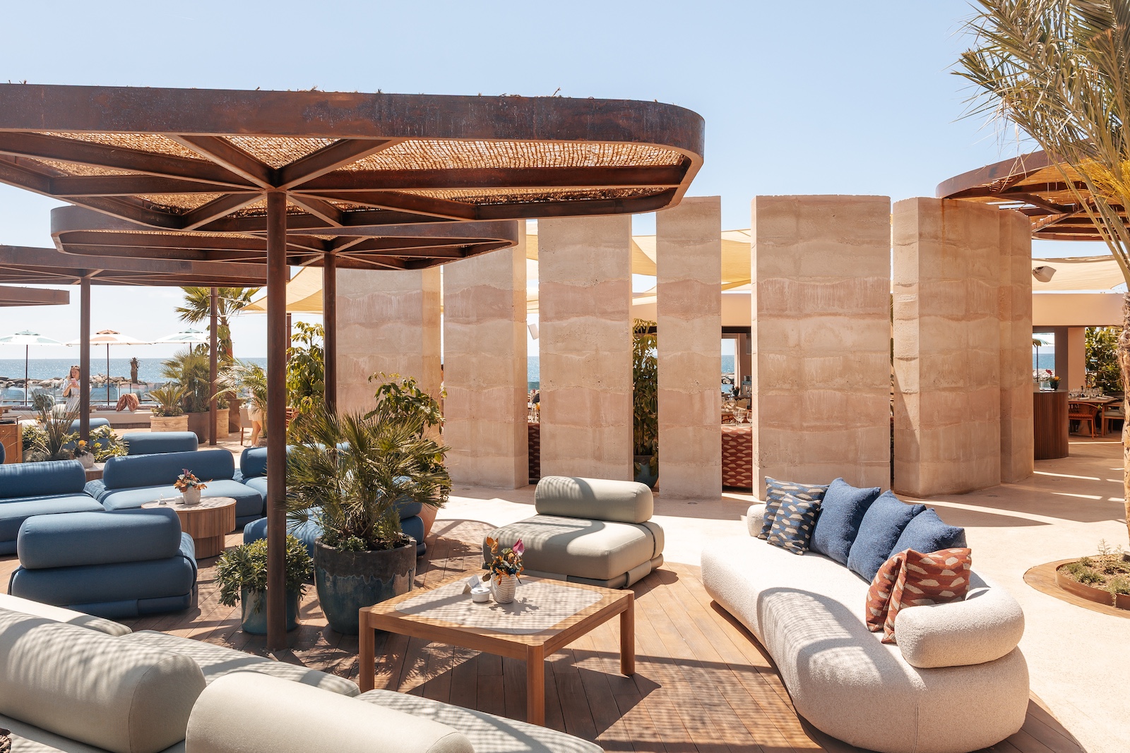 Ocean Club — beach club en Puerto Banús · Archidom Studio — imagen 11