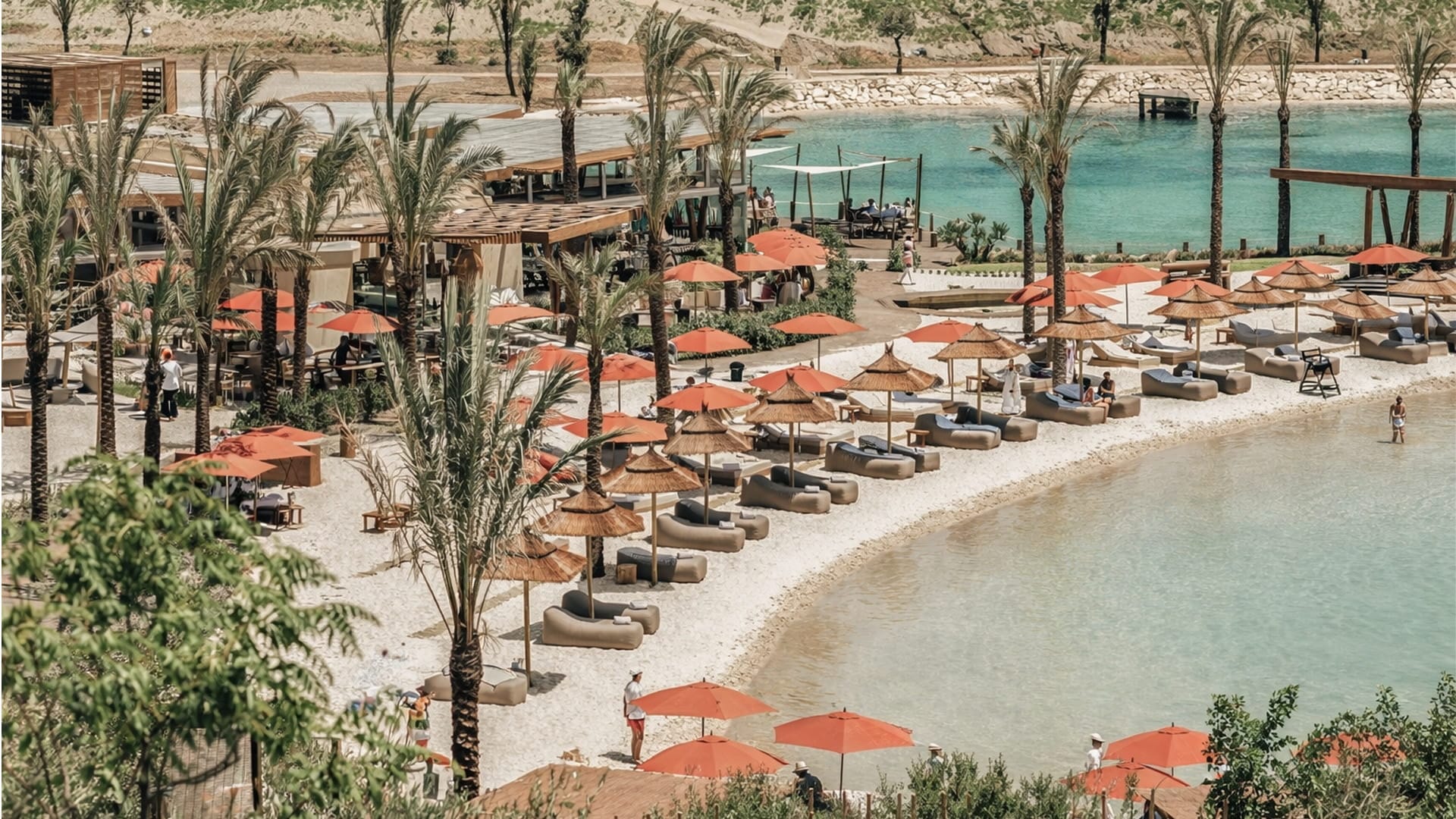 La Reserva Beach en Sotogrande — beach club de Archidom Studio, estudio de arquitectura e interiorismo en Marbella y Madrid