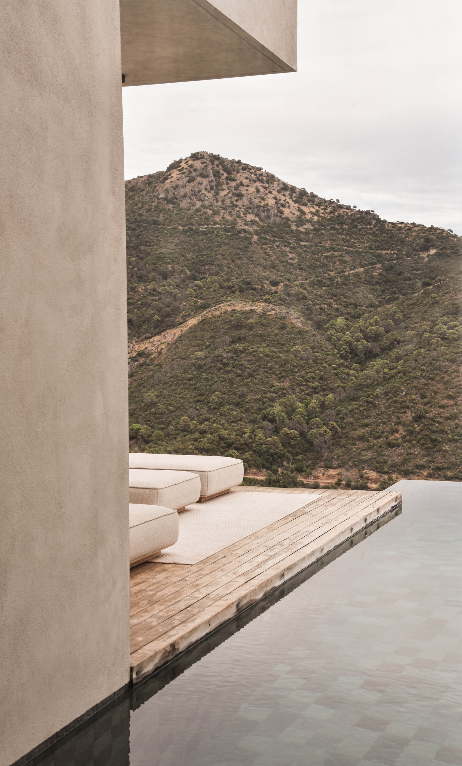 Casa Jaguar (Villa ACE) — villa de lujo en Montemayor · Archidom Studio — imagen 6