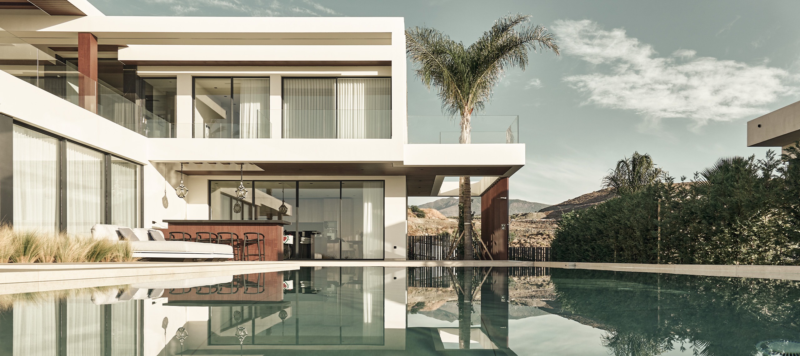 Villa Bond 09, luxury villa in Los Flamingos · Archidom Studio