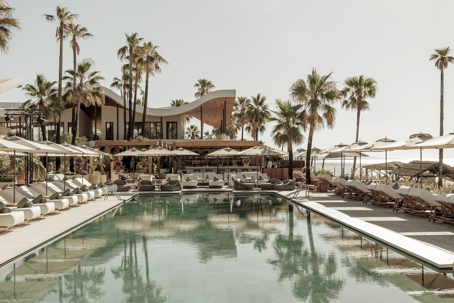 Archidom Studio_CENTRO COMERCIAL LAGUNA VILLAGE_0_Beach club_Marbella