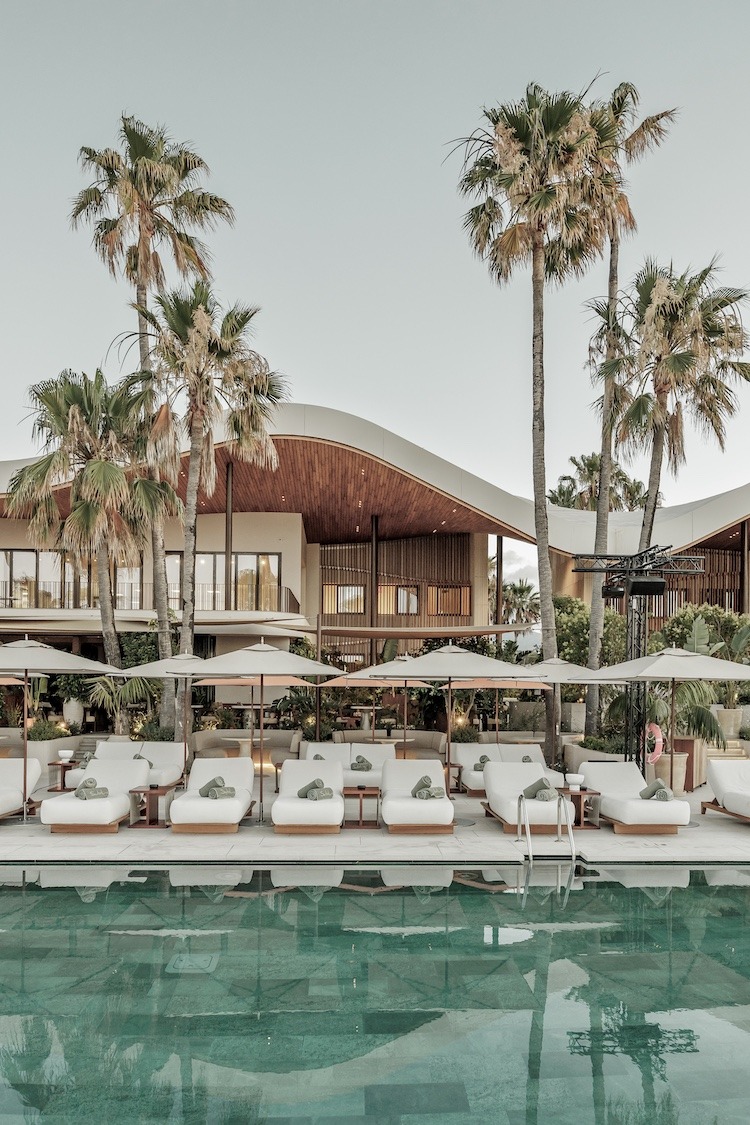 Archidom Studio_CENTRO COMERCIAL LAGUNA VILLAGE_1_Beach club_Marbella