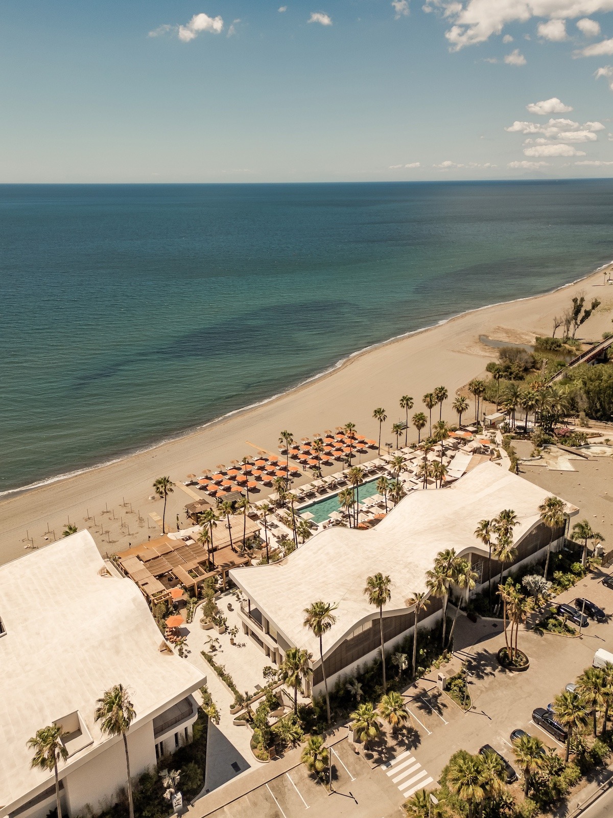 Archidom Studio_CENTRO COMERCIAL LAGUNA VILLAGE_7_Beach club_Marbella