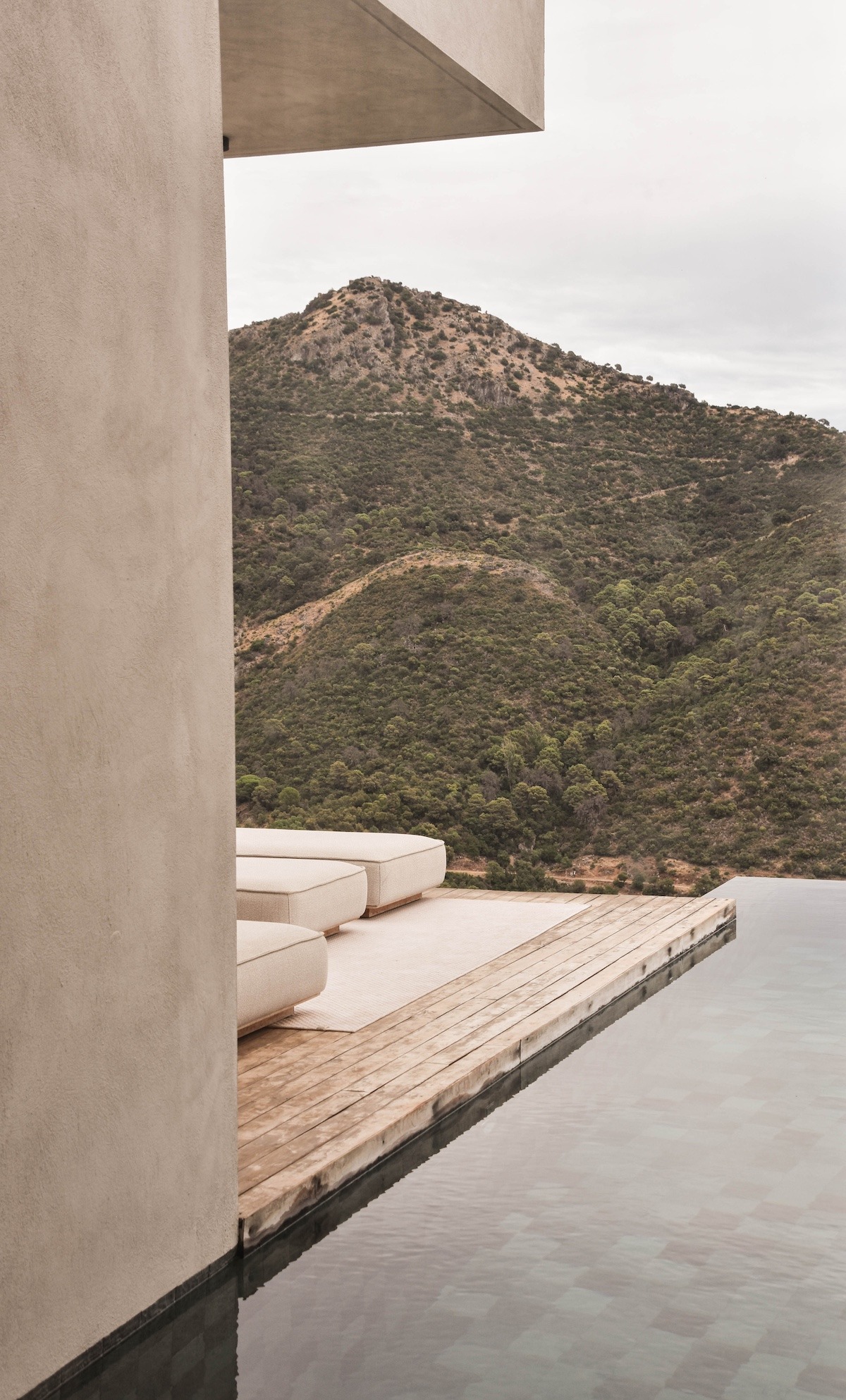 Archidom Studio_VILLA ACE MONTEMAYOR_06_Luxury residence