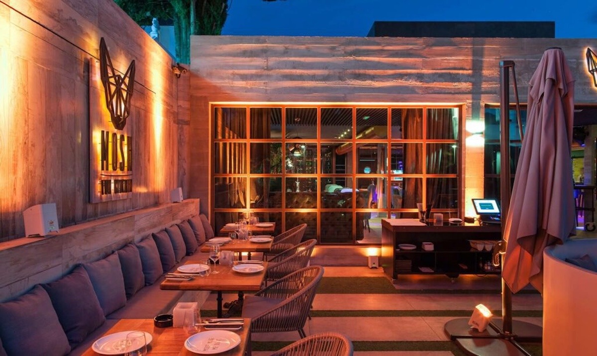 Archidom-Studio_mosh_restaurant_lounge_marbella_12