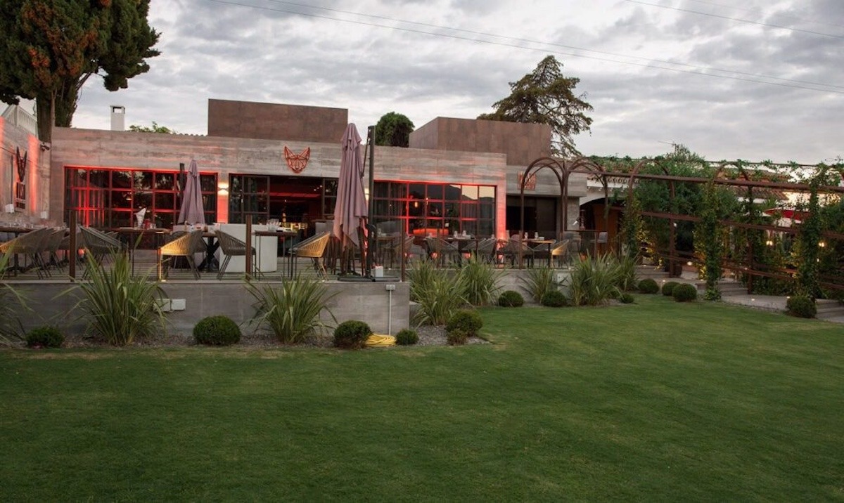 Archidom-Studio_mosh_restaurant_lounge_marbella_3