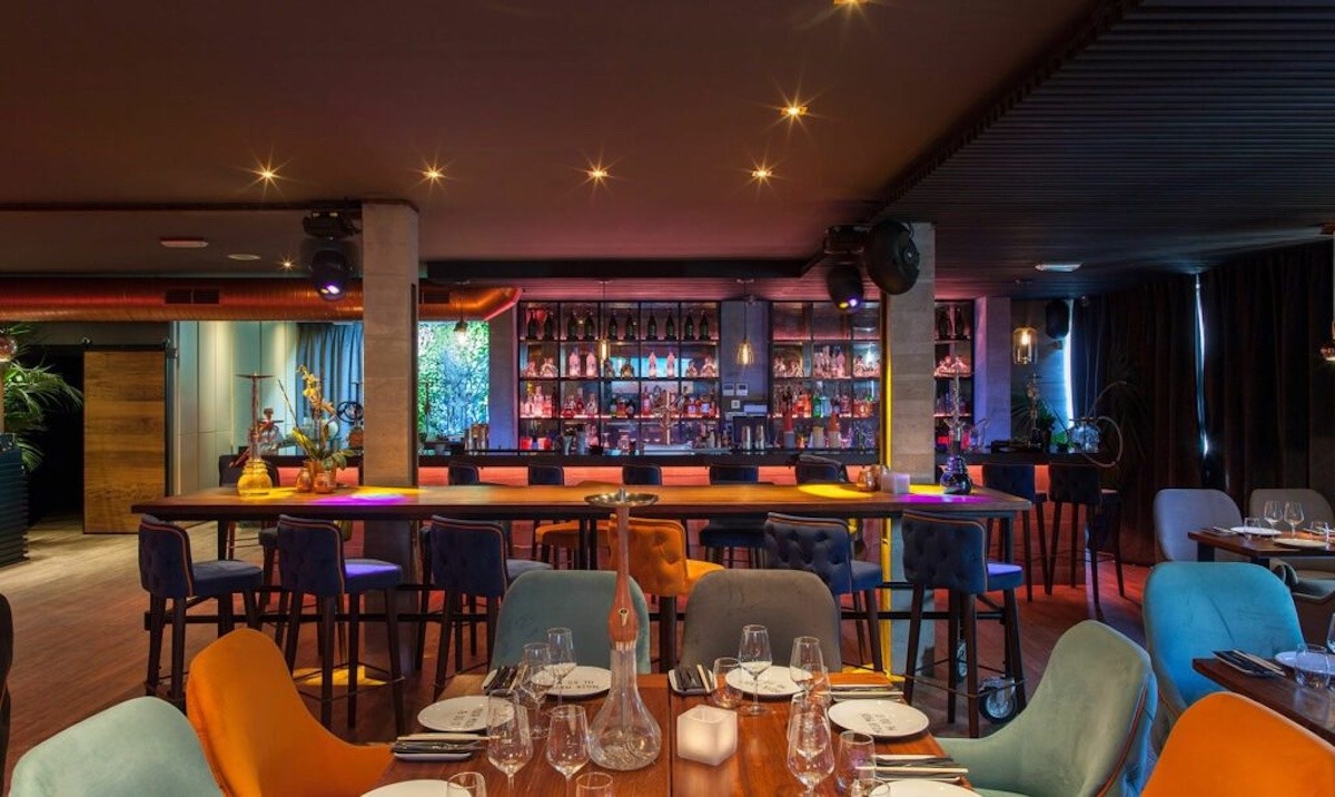 Archidom-Studio_mosh_restaurant_lounge_marbella_9